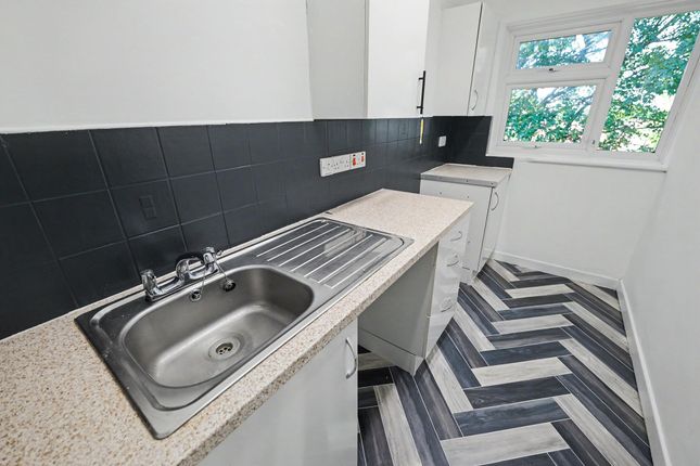 11 Craigmont Court, Newcastle upon Tyne photo 4