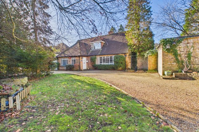 27, Howards Thicket, Buckinghamshire photo 2