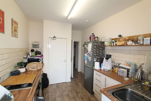 Flat 2, 109 Springvale Road, Sheffield photo 3
