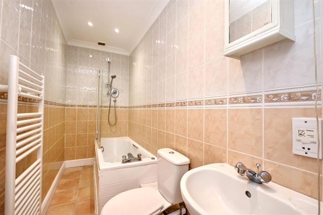 Flat 3, 39, Cavendish Place, Eastbourne photo 4