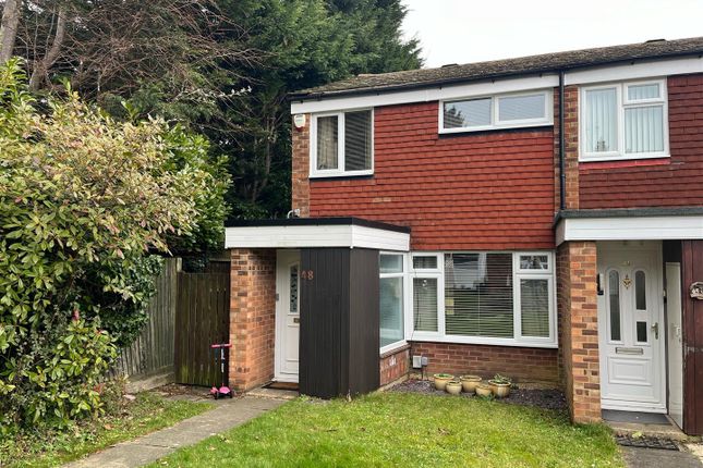 End terrace house for sale in Birchside, Dunstable