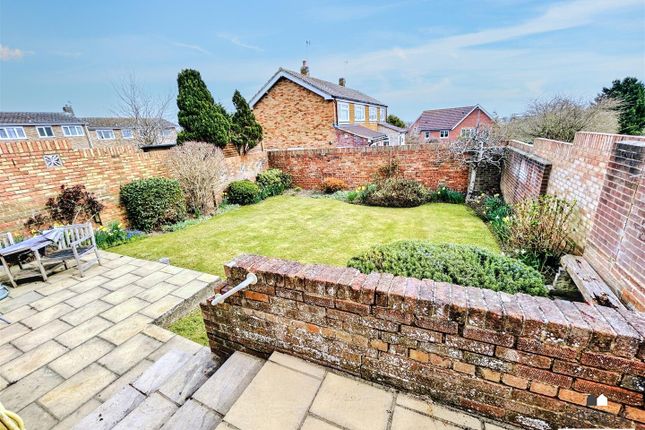 40, Filching Road, Eastbourne photo 3
