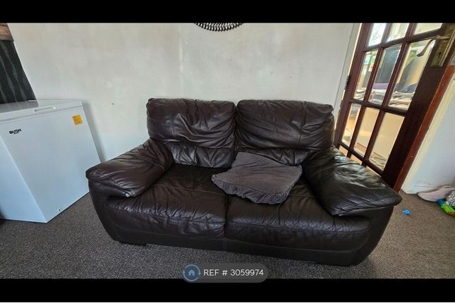 Claybank Street, Heywood photo 4