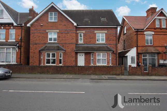 Flat for sale in The Bartleet, Mount Pleasant, Redditch