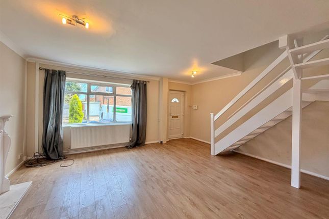 6, Halford Drive, Manchester photo 4