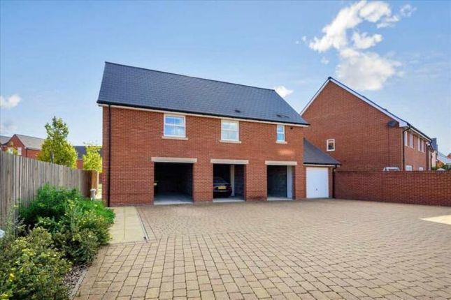 Detached house to rent in Heddle Road, Andover