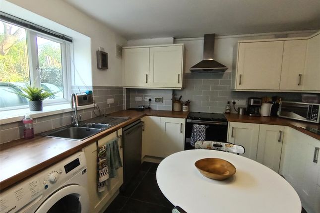 34, Leonardston Road, Milford Haven photo 4