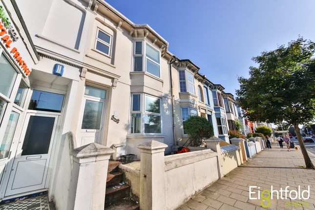 Terraced house to rent in Lewes Road, Brighton
