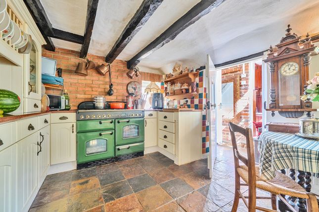 Water Reed Cottage, 63 Midhurst Road, Chichester photo 3