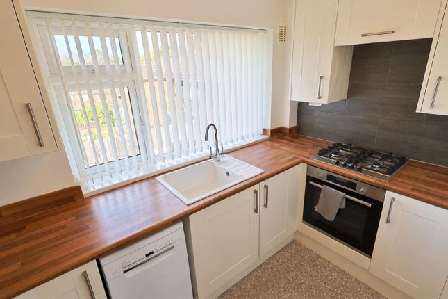 2, Stonebury Avenue, Coventry photo 5