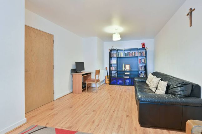 Northolt Road, South Harrow photo 3