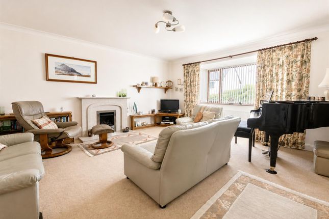 46, Gorseddfa, Criccieth photo 3