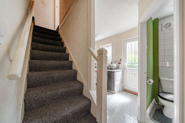 45, Aviary Grove, Armley photo 4