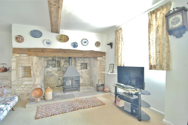 Konini,, Halfway Pitch, Stroud photo 3