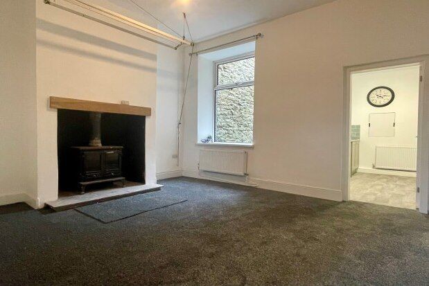 Property to rent in Holcombe Road, Rossendale