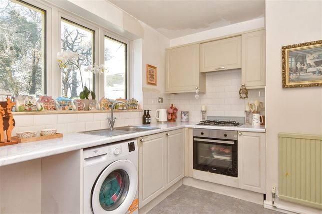 Neal Road West Kingsdown, Sevenoaks photo 3