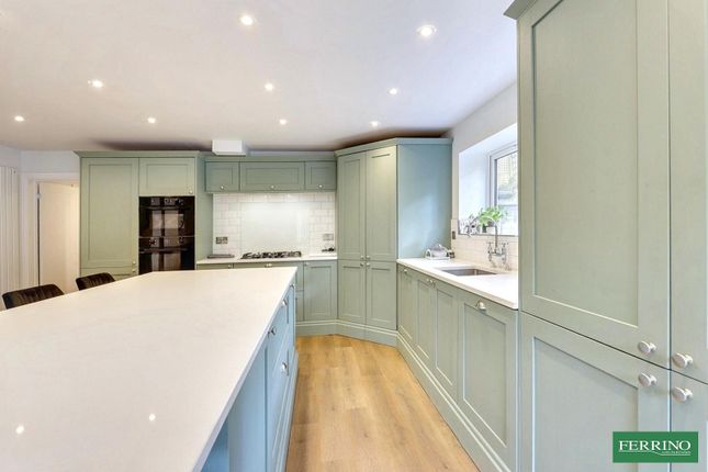 Eastways, Station Road, Newnham photo 5