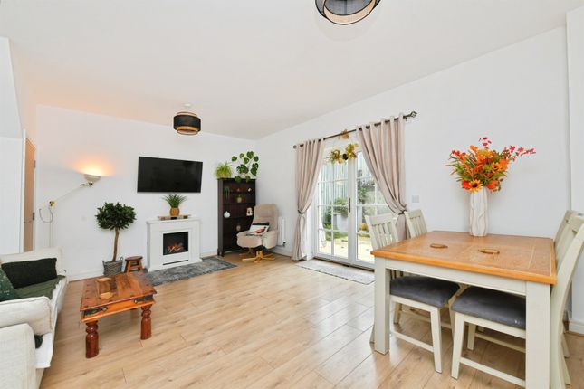 26, Capricorn Way, Plymouth photo 4