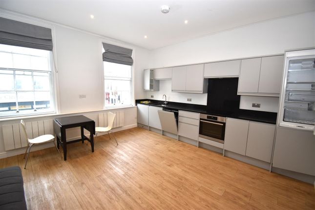 Flat 1, 2 Park Street, Leamington Spa photo 2