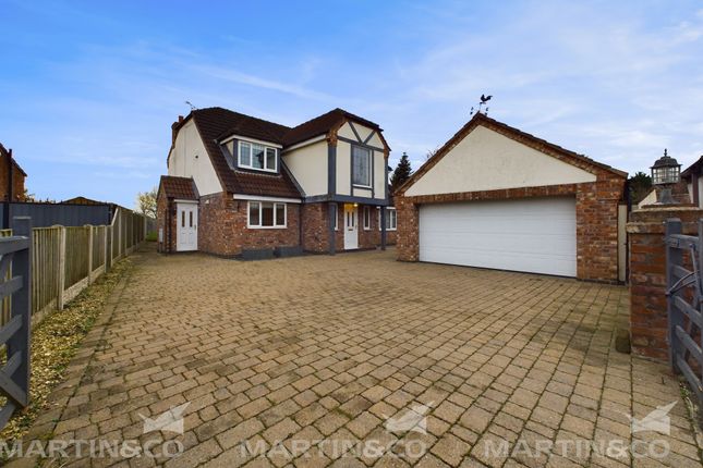 Thumbnail Detached house for sale in Gate House Lane, Auckley