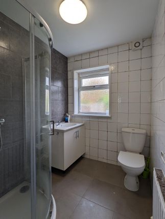 DUM, Pavet Close, Dagenham photo 3