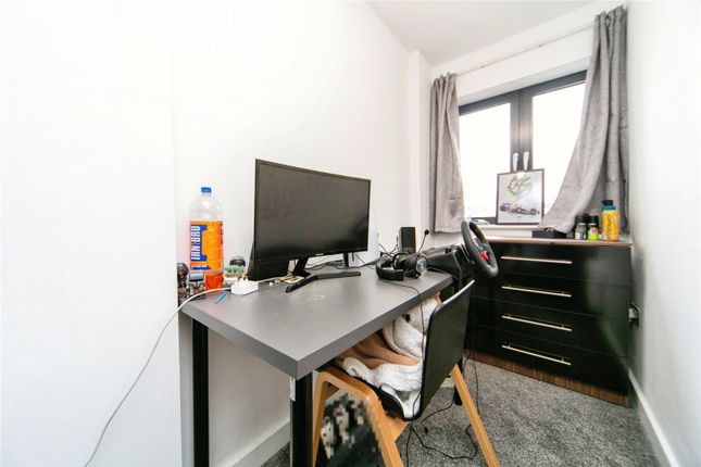 Flat for sale in Parliament Residence, Upper Parliament Street, Liverpool