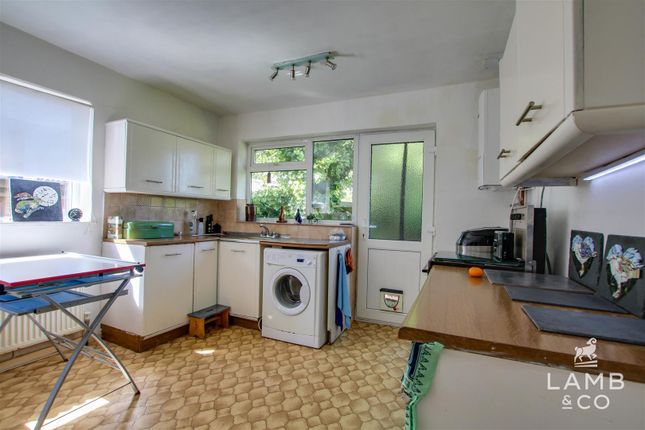 35, Wyndham Crescent, Clacton-On-Sea photo 3