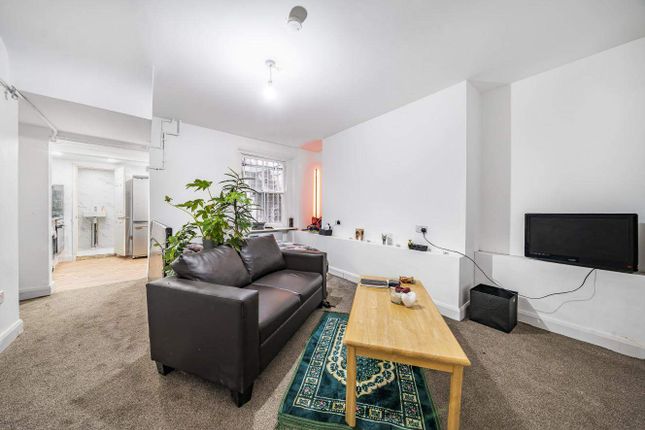 Studio for sale in Shepherds Bush Road, London