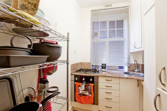 Flat 20, Gilling Court , Belsize Grove, Belsize Park photo 4