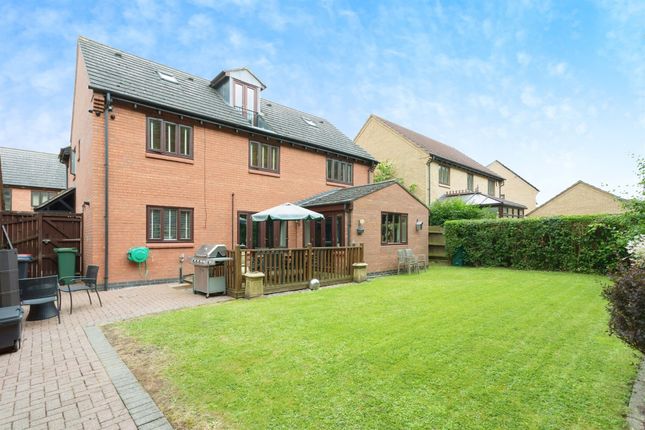 Thumbnail Detached house for sale in Cadeby Court, Broughton, Milton Keynes