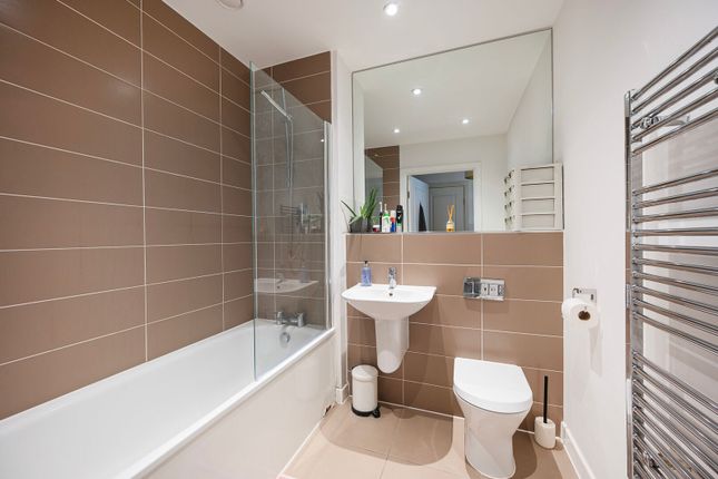 Graciosa Court, 176 Harford Street, Tower Hamlets photo 4