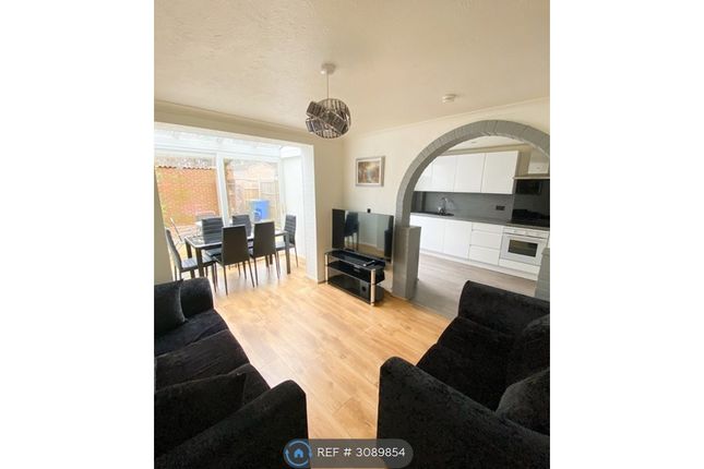 Bracknell photo 2