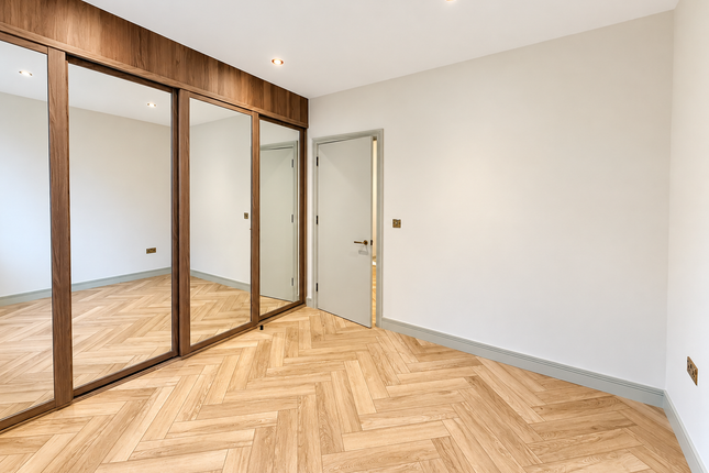 19 Spitfire House, Davigdor Road, Hove photo 4
