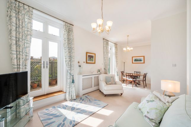 Thumbnail Flat for sale in Nassington Road, Hampstead