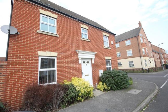 Thumbnail Property to rent in Olivia Drive, Langley, Slough