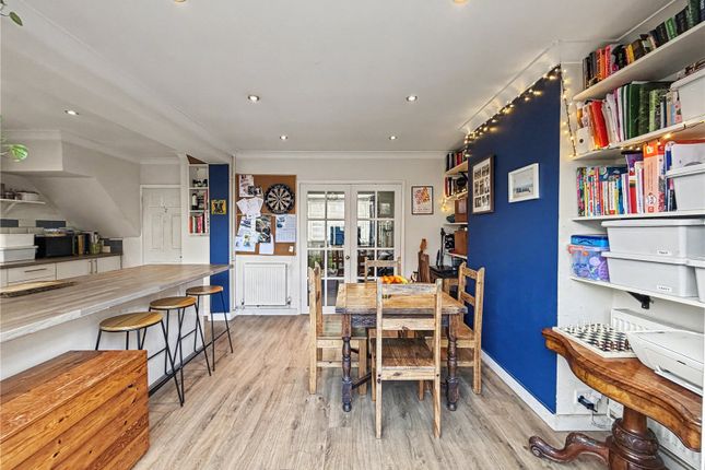 4, Horsham Lane, Upchurch photo 4