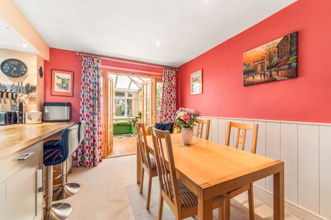 34, Hurst Park Cottages, Pershore photo 4