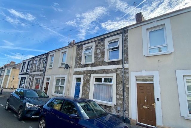 Thumbnail Property to rent in System Street, Roath, Cardiff