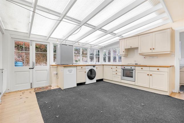 Rosemary Cottage, Pearson Road, Sonning photo 4