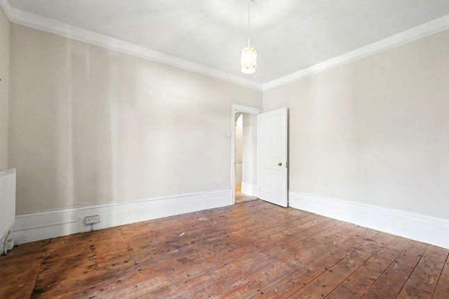 29, Station Road, Billingshurst photo 4