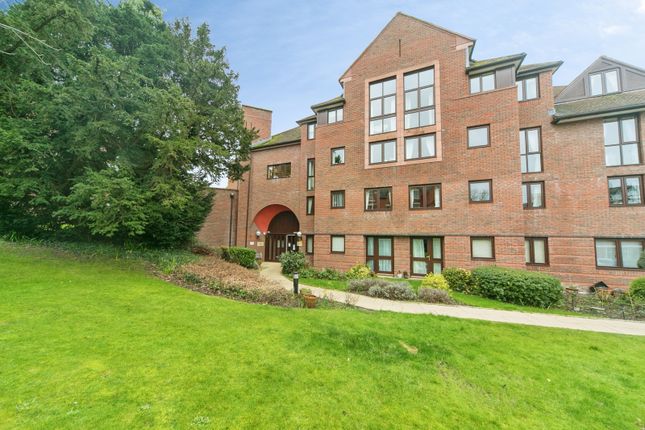 Flat 14 Cwrt Bryn Coed,, Coed Pella Road, Conwy photo 2