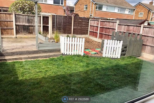 Thornleigh Crescent, Wakefield photo 3