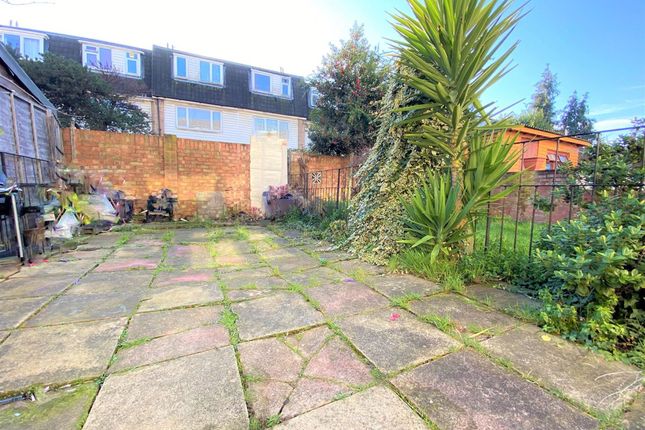 Atkinson Road E16