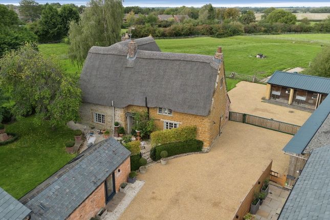 Yew Tree Farm,, Wards Lane, Northamptonshire photo 4