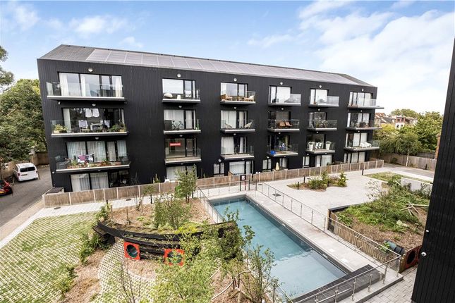 Flat for sale in Bell Foundry Close, Croydon