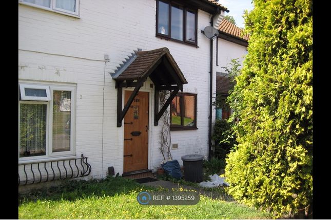 2 bed terraced house to rent in Aveling Close, Purley CR8