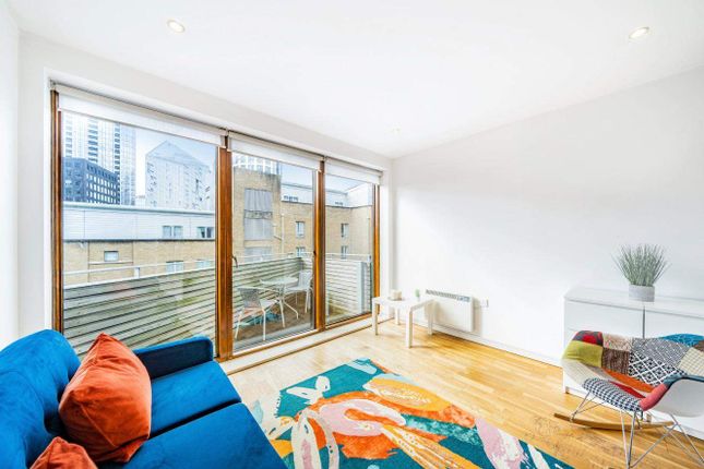 Thumbnail Flat for sale in Provost Street, London