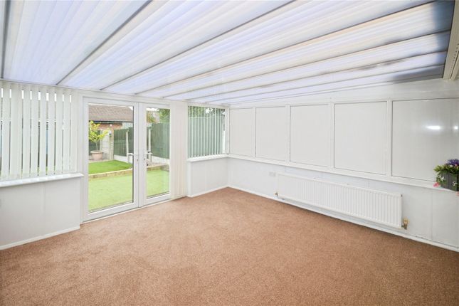 3, Briar Close, Swadlincote photo 4
