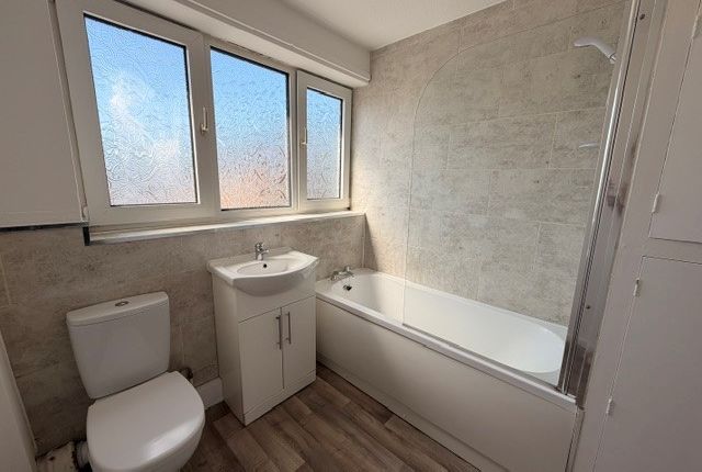 Flat 6 Hazel Court, 351, Garstang Rd, Fulwood photo 5