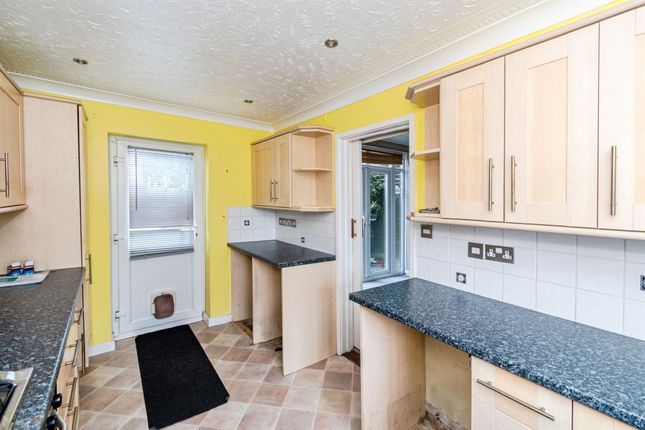 10, Parnell Road, Eastleigh photo 4